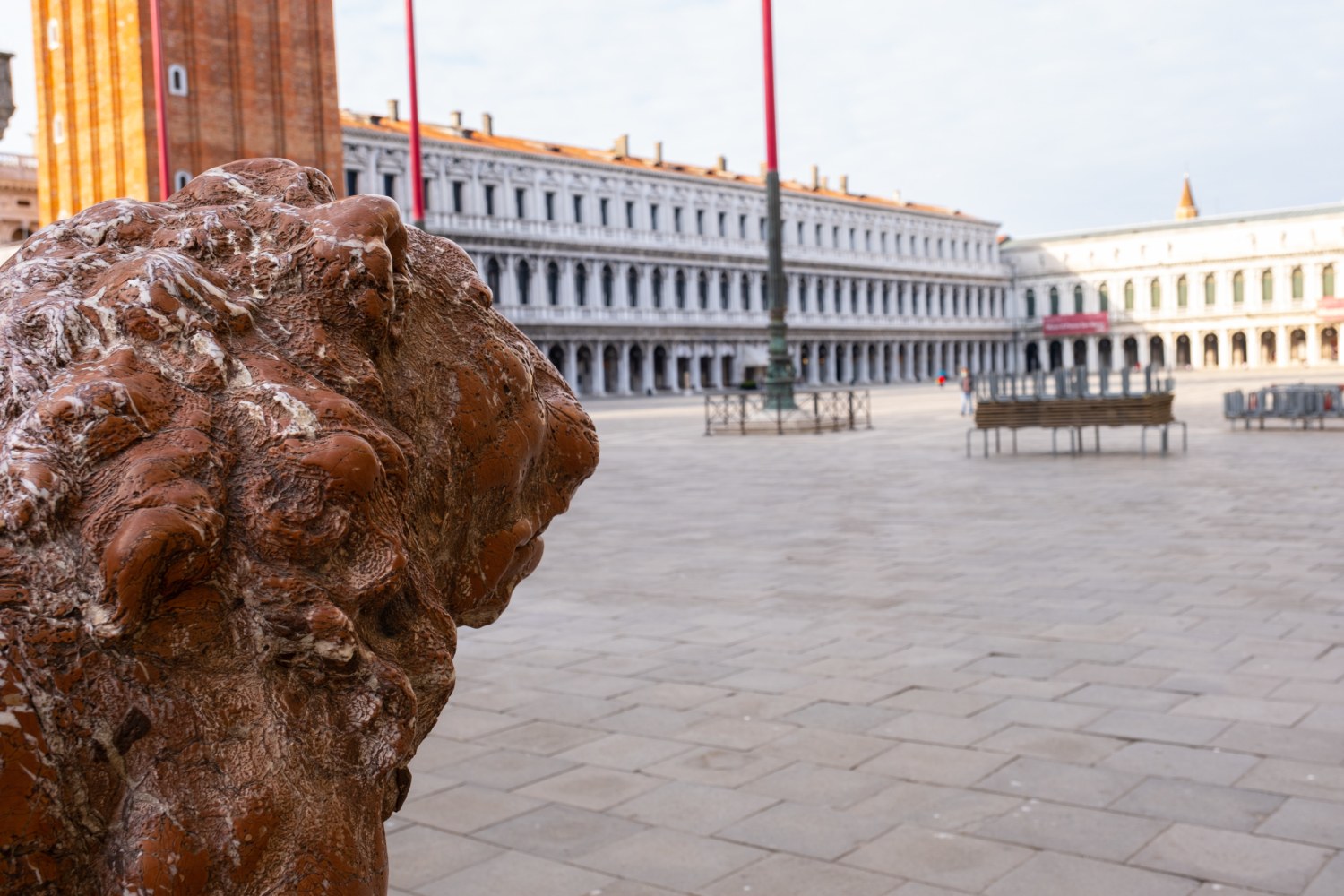 Piazza San Marco deserta durante il Coronavirus a Venezia